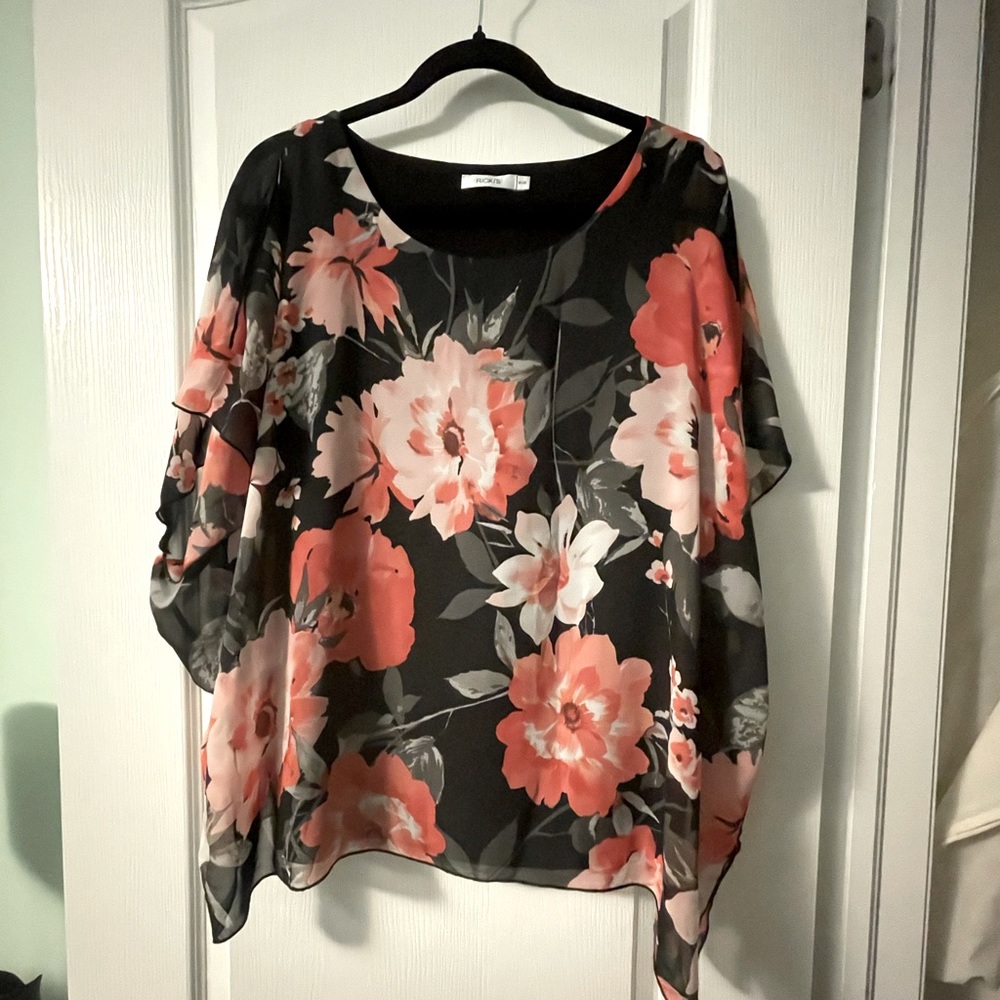 Flowy Floral Top